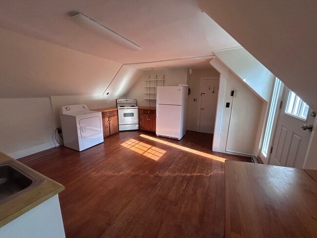 Photo - 73 Church St Unidad Apt. 2