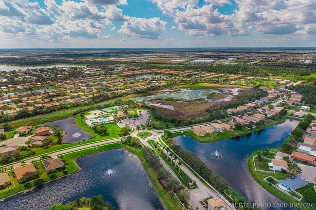 Photo - 1756 SW Jamesport Dr