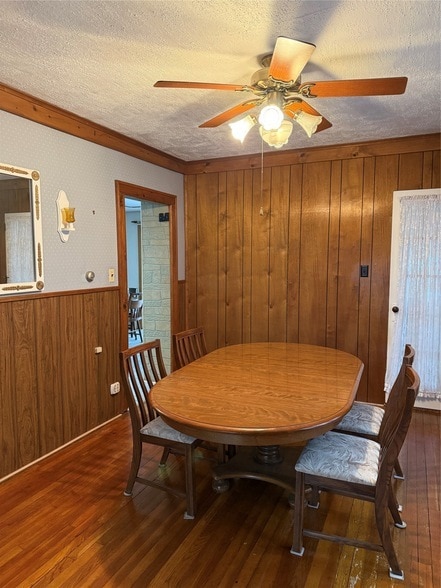 Photo - 18 Esther Ave