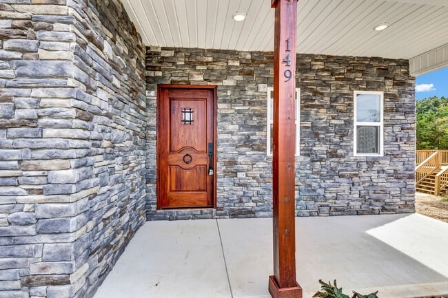 Photo - 149 Eleanor Davis Dr