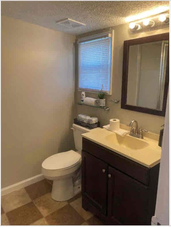 Photo - 115 Emmett St