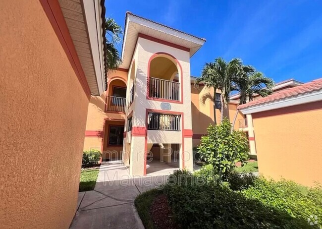 Building Photo - Spacious 3 Bed, 2 Bath Condo with 1 Car Ga...