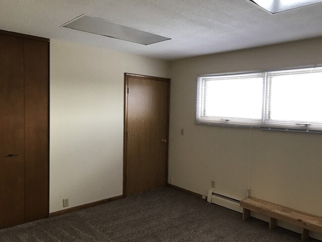 Photo - 1618 Maple Grove Rd Unidad Upper