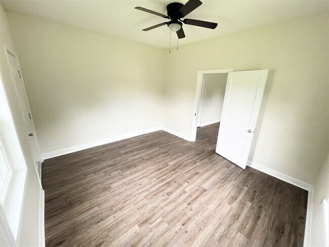 Photo - 1949-1949 8th St