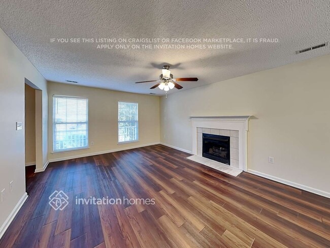 Photo - 216 Bradford Glyn Dr