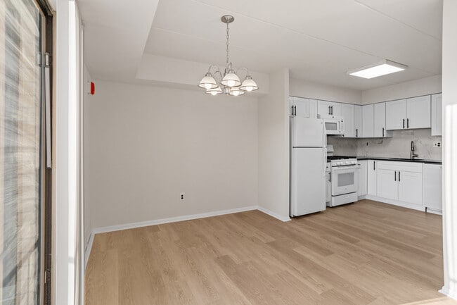 Photo - Imperial Manor III Apartments