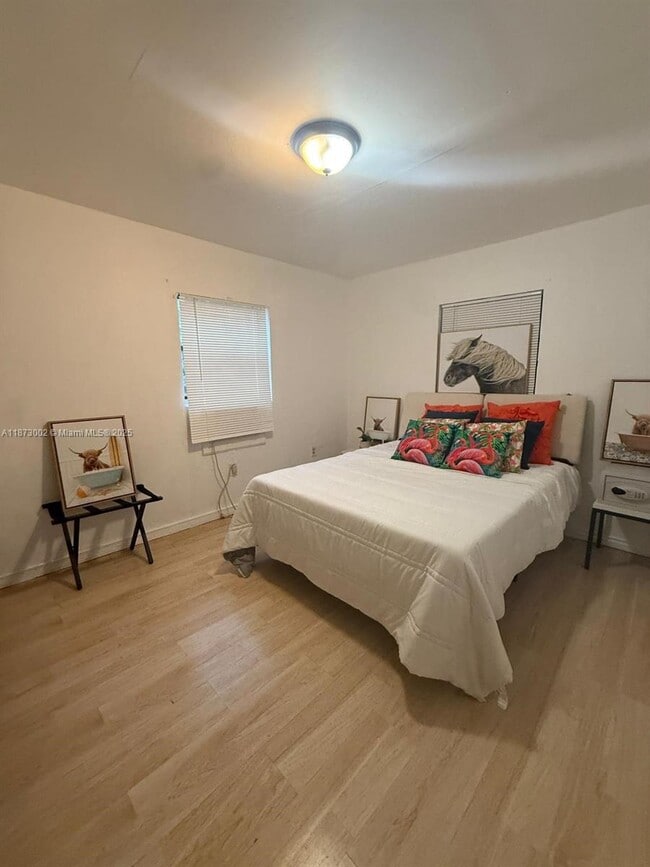 Building Photo - 282 NW 98th St Rental