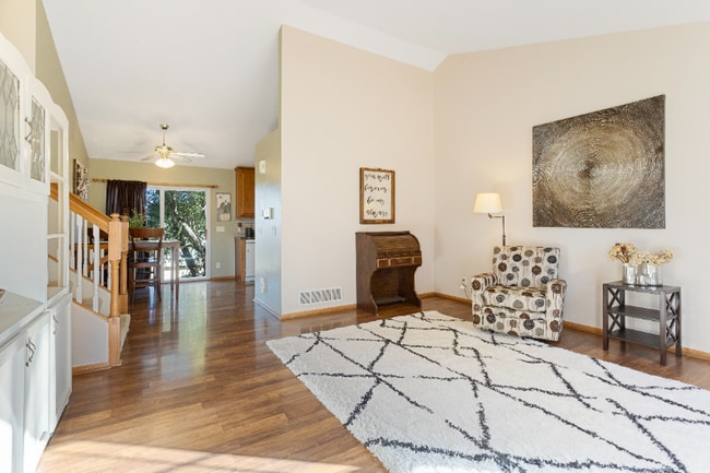 Photo - 15614 Cottonwood Ave