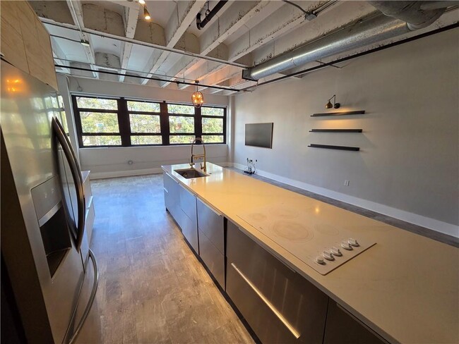 Photo - 878 Peachtree St NE Unidad 318