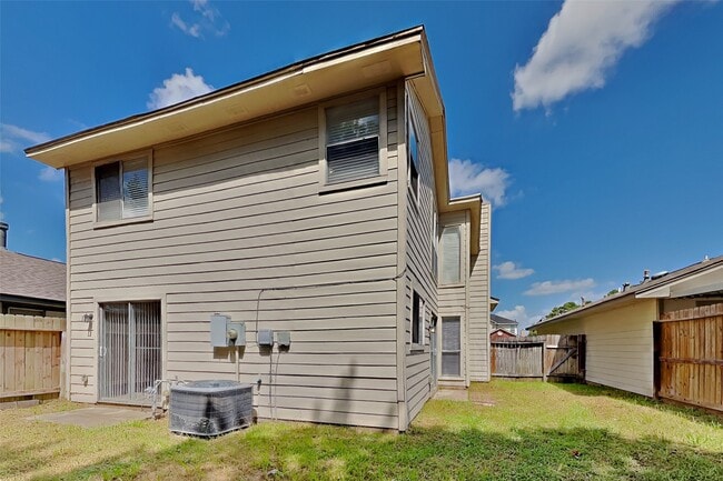 Photo - 11831 Oakner Dr