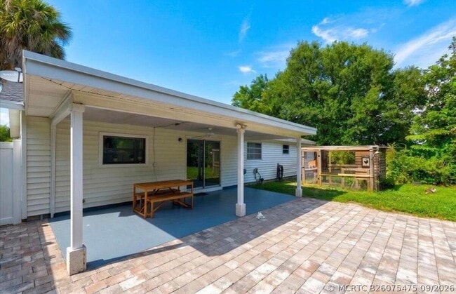 Photo - 583 NW 12th Terrace