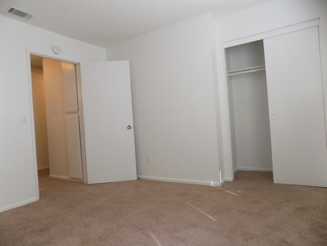 16416 Orange St Unit 10