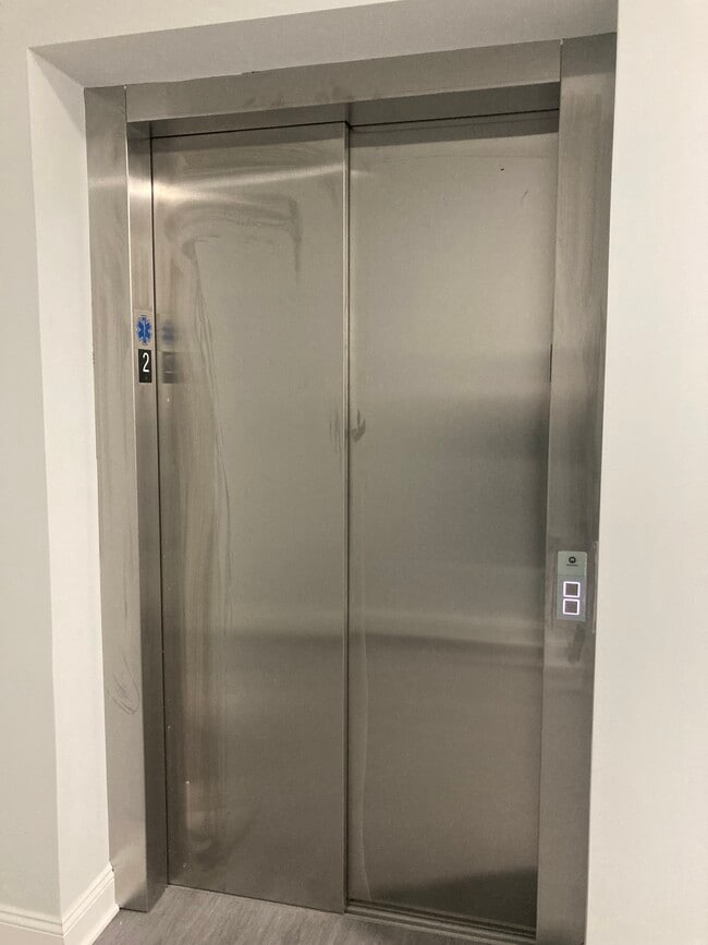 ELEVATOR - 363 Marshall St Unit 201