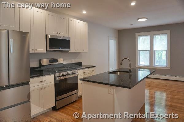 Building Photo - 2 Ivaloo St Unit #2-1