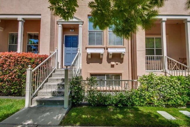 Photo - 118 Pacchetti Way