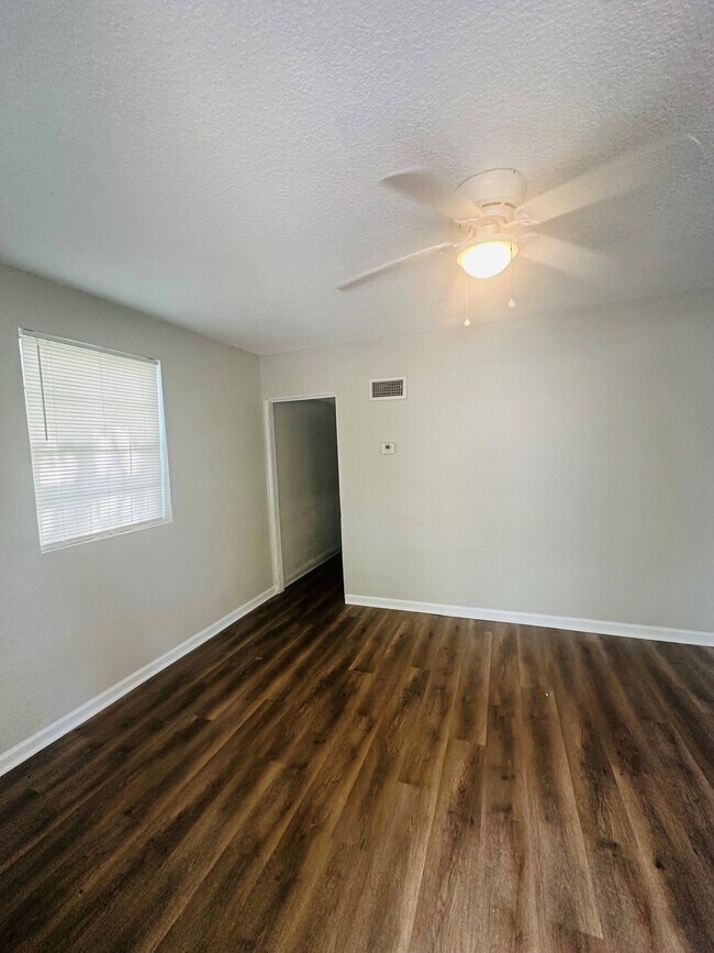Photo - 1491 W 5th St Unit 1