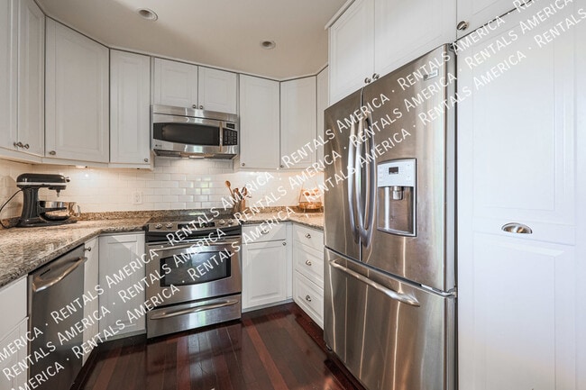 Photo - 5950 N 78th St Unidad 168