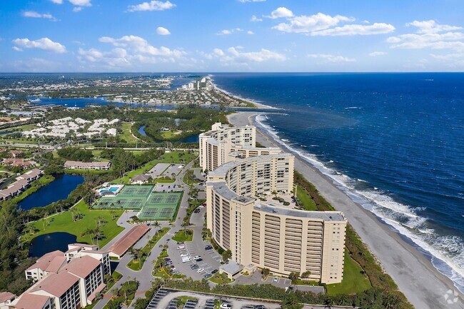 Building Photo - 100 Ocean Trail Way Unit 1403 Rental
