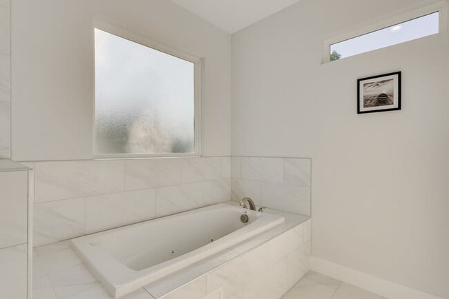 Building Photo - 4120 Tram Dr Rental