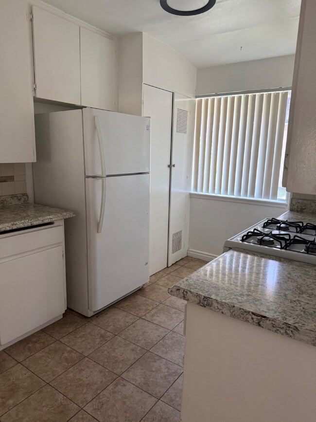 Photo - 4607 Plaza Ln Unit D