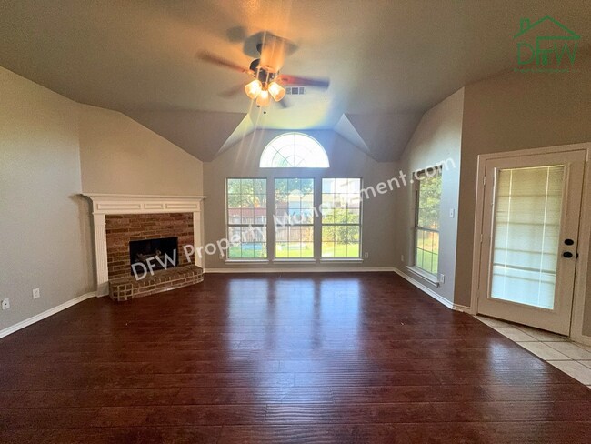 Photo - Charming 4-Bedroom Home for Lease in DeSoto