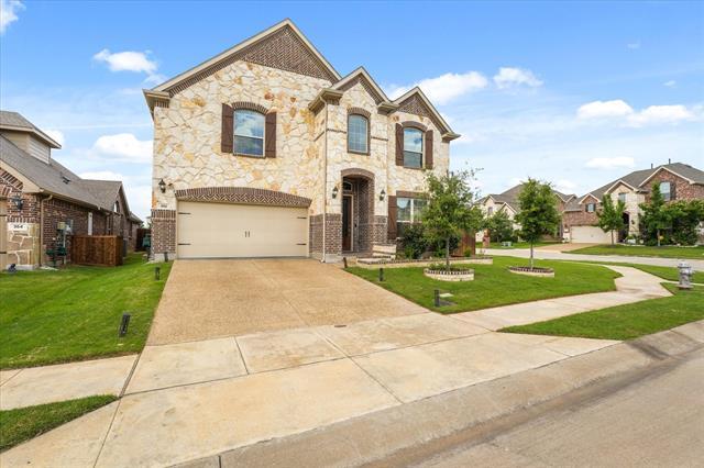 Photo - 352 Long Meadow Way
