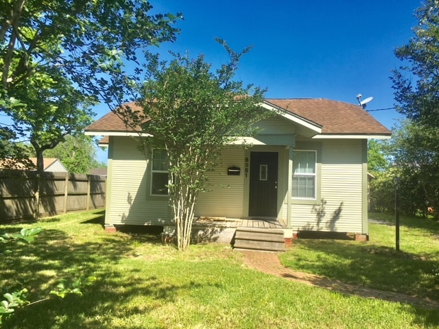 Photo - 6651 Terrell St