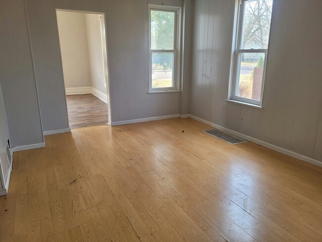 505 E Virginia Ave