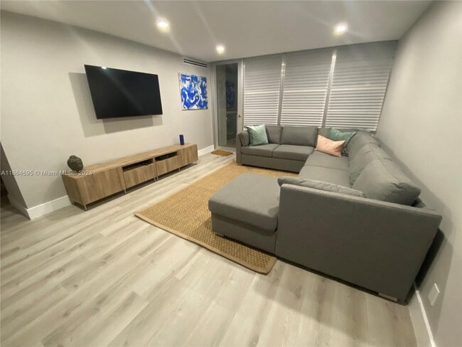 Photo - 230 174th St Unit #1207