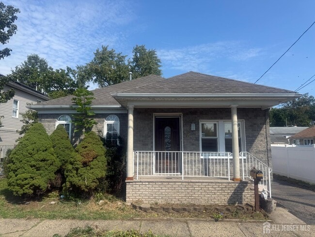 Building Photo - 64 Fiat Ave