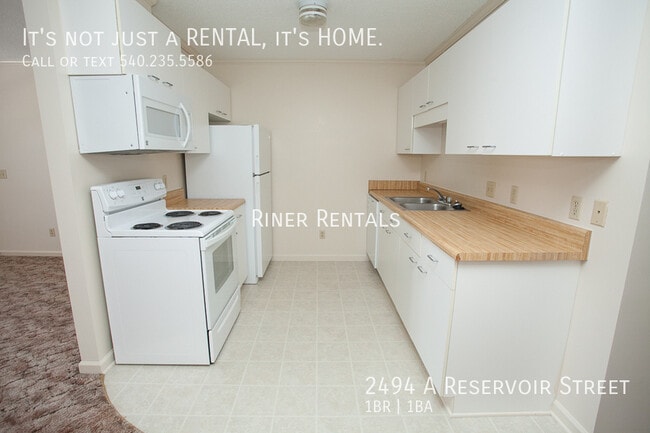 Photo - 2494 Reservoir St