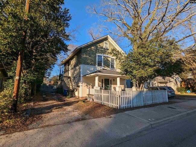 Photo - 3121 Rosewood Dr