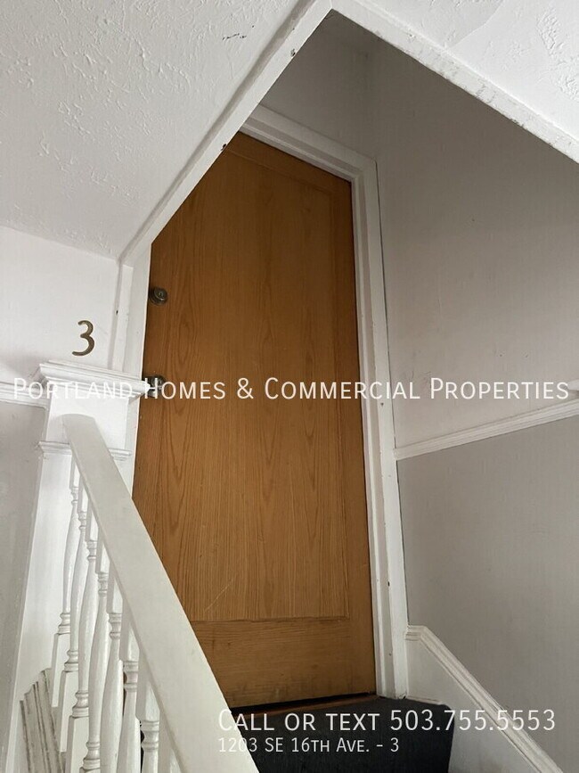 1203 SE 16th Ave Unit 3