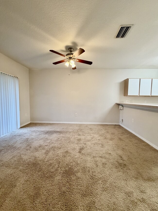 Photo - 501 Broken Limb Pl