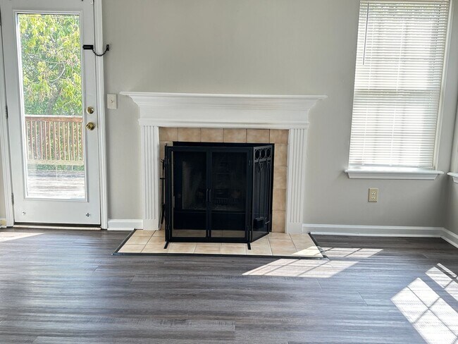 Photo - Beautiful 3 BR, 2.5 Bath House in Georgetown! Open Layout, Fenced Backyard, Attached Garage