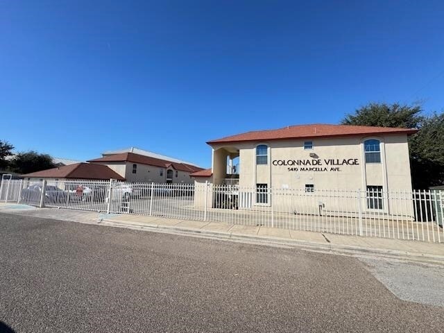 Photo - 5410 Marcella Ave Unidad 8