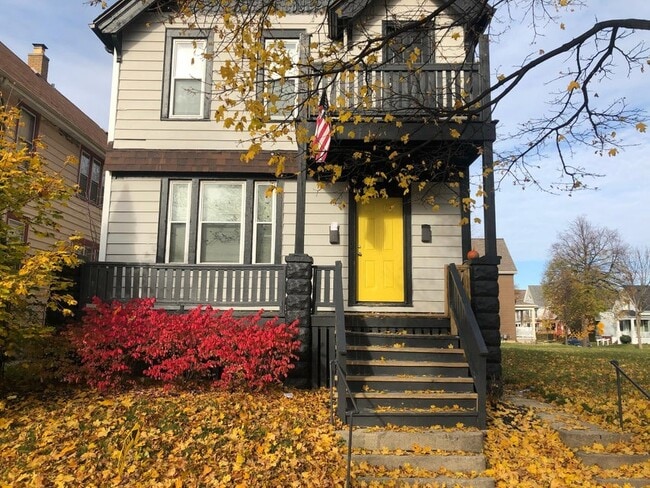 Building Photo - 908 W Hadley St Unit 908A