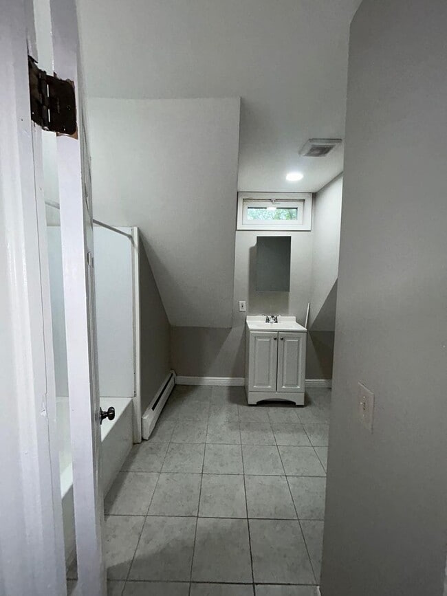 Photo - 112 Jubilee St Unit 3rd Floor