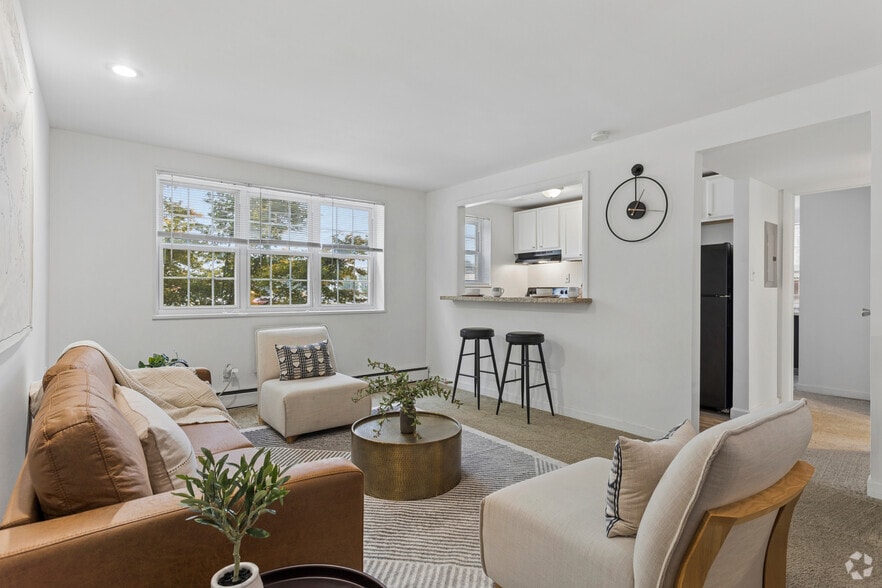 The Owens 2 Bed / 1 Bath - Living Room