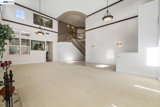 Photo - 3479 Gravina Pl