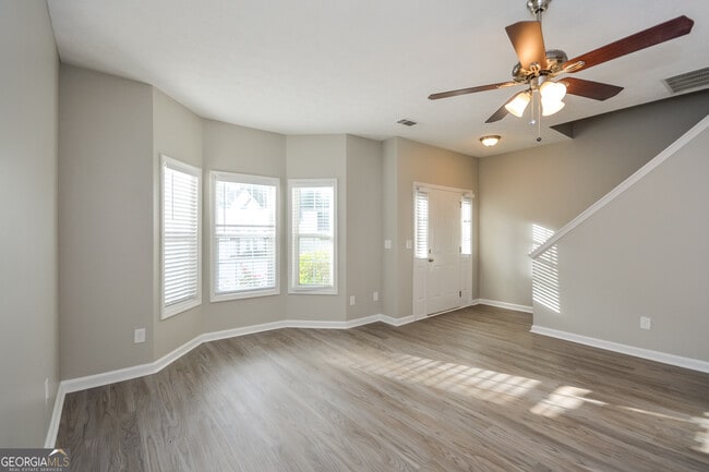 Photo - 5506 Walnut Ln