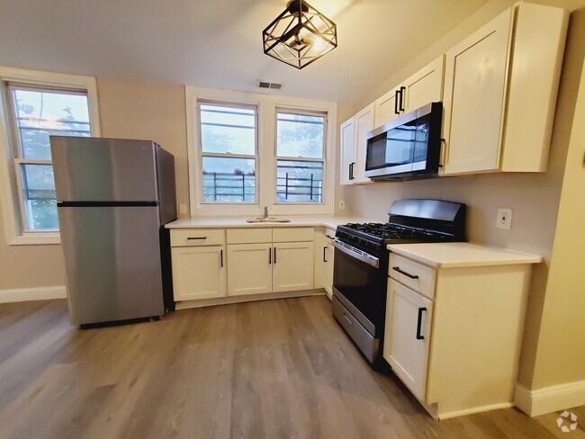Building Photo - 50 Greenville Ave Unit 1F Rental