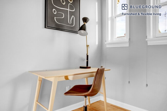 Photo - 2107 O St NW Unidad FL2-ID341