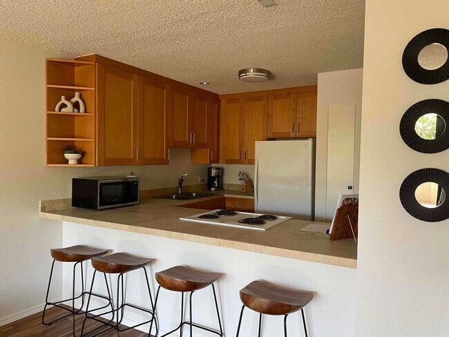 Photo - 75-5669-5669 Kuakini Hwy Unit 3-103