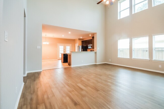 Photo - 16831 Marlin Spike Way