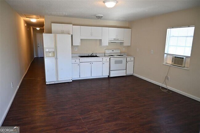 Photo - 6327 Cooper St