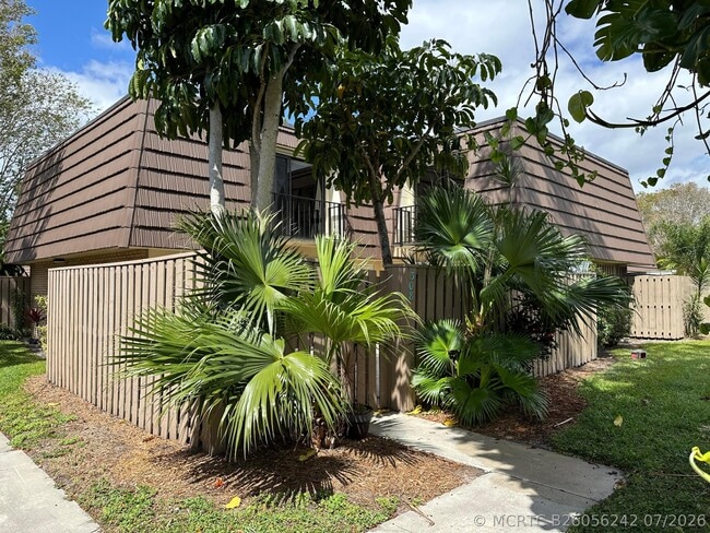 Building Photo - 308 3rd Ct