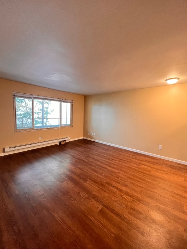 Photo - 14332 32nd Ave NE Unidad F