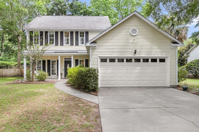 Photo - Coastal Convenience in the Heart of Mount Pleasant