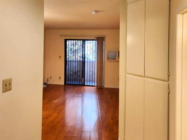 Photo - 432 S. Normandie Ave, Los Angeles, CA 90020